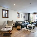 Apartment Le Globe Argentiere - By Emerald Chamonix