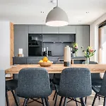 Le Globe Argentiere - By Emerald Apartment