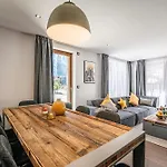 Apartment Le Globe Argentiere - By Emerald