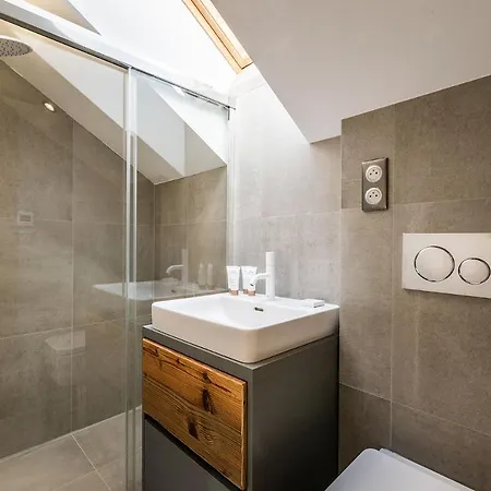 Le Globe Argentiere - By Emerald Lejlighed *