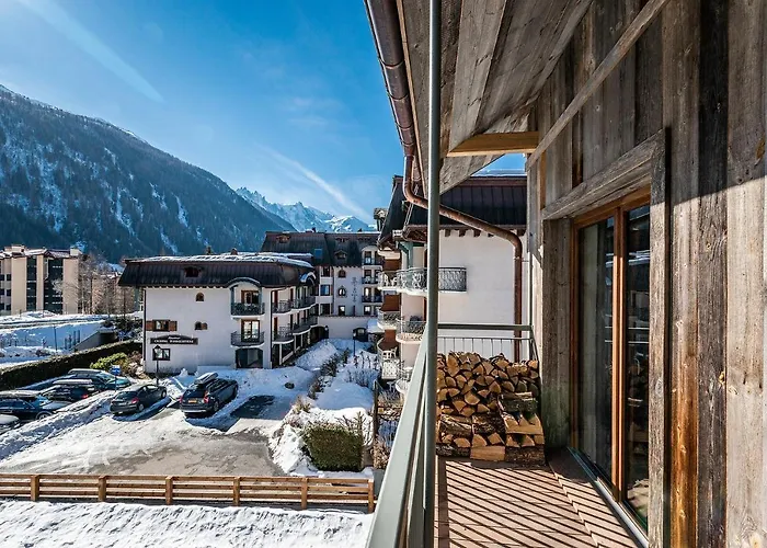 Apartment Le Globe Argentiere - By Emerald Chamonix