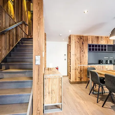 Le Globe Argentiere - By Emerald Σαμονί