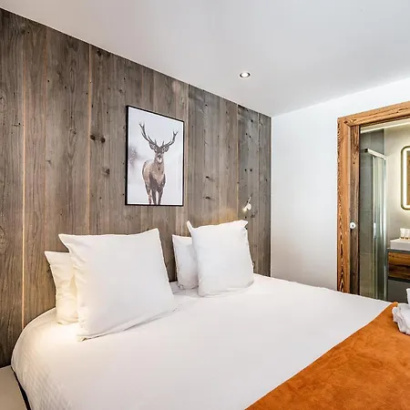 Apartment Le Globe Argentiere - By Emerald Chamonix