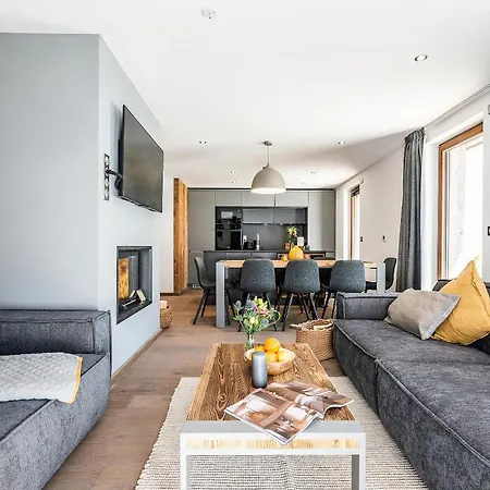 Apartment Le Globe Argentiere - By Emerald Chamonix